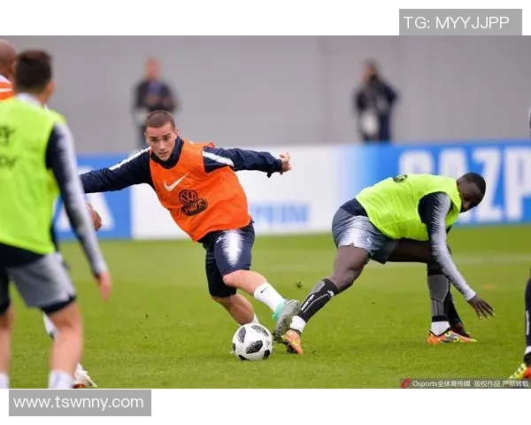 盘点当今足坛炙手可热的明星球员推荐与未来发展分析